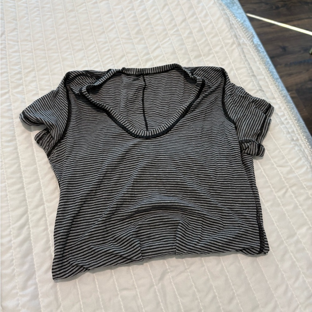 Lululemon high low short sleeve top